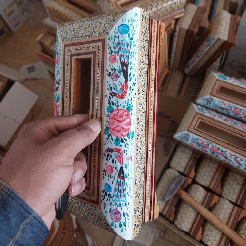 جادستمال کاغذی خاتم با نقاشی مینیاتوری گلمرغی - Image 4